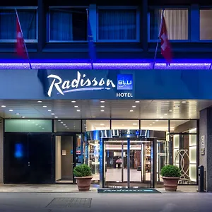 Hotel Radisson Blu, ****